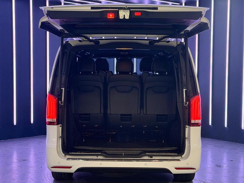 Mercedes-Benz V Class 2.2 V250d AMG Line G-Tronic+ Euro 6 (s/s) 5dr 8 Seat LWB - U387