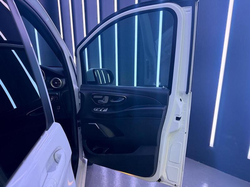 Mercedes-Benz V Class 2.2 V250d AMG Line G-Tronic+ Euro 6 (s/s) 5dr 8 Seat LWB - U387