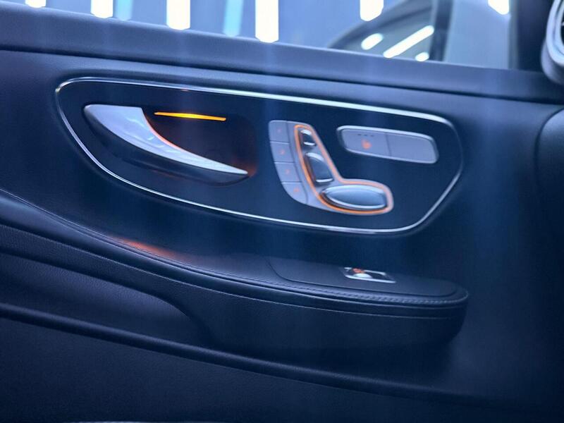 Mercedes-Benz V Class 2.2 V250d AMG Line G-Tronic+ Euro 6 (s/s) 5dr 8 Seat LWB - U387