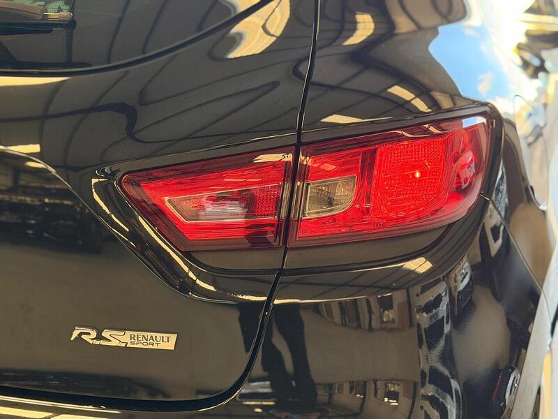 Renault Clio 1.6 TCe Renaultsport Lux EDC Euro 5 5dr - U388