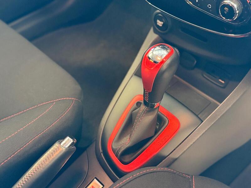 Renault Clio 1.6 TCe Renaultsport Lux EDC Euro 5 5dr - U388