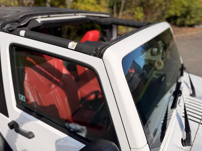 Jeep Wrangler 2.8 CRD Sahara Auto 4WD Euro 6 2dr - U389