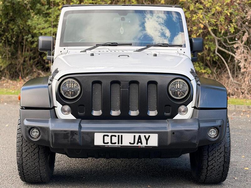 Jeep Wrangler 2.8 CRD Sahara Auto 4WD Euro 6 2dr - U389