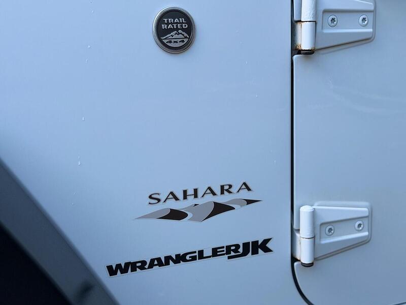 Jeep Wrangler 2.8 CRD Sahara Auto 4WD Euro 6 2dr - U389