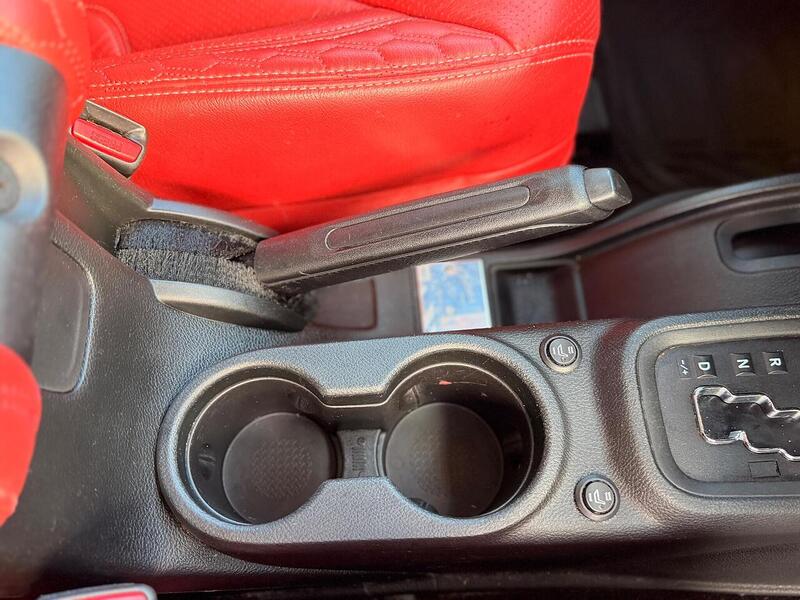 Jeep Wrangler 2.8 CRD Sahara Auto 4WD Euro 6 2dr - U389