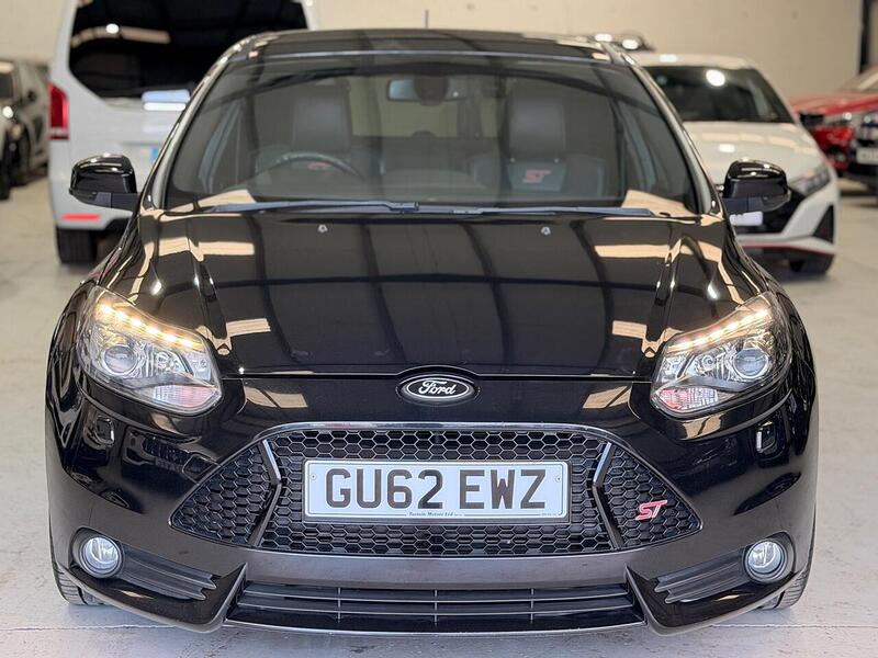 Ford Focus 2.0T EcoBoost ST-3 Euro 5 (s/s) 5dr - U390