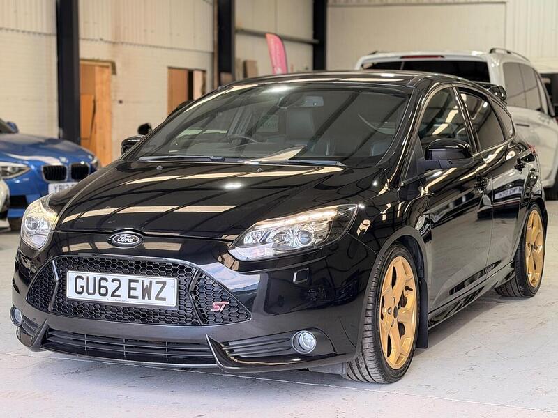 Ford Focus 2.0T EcoBoost ST-3 Euro 5 (s/s) 5dr - U390