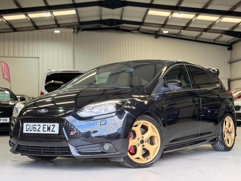 Ford Focus 2.0T EcoBoost ST-3 Euro 5 (s/s) 5dr - U390