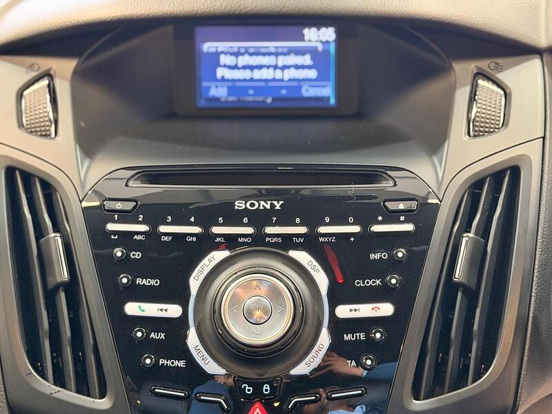 Ford Focus 2.0T EcoBoost ST-3 Euro 5 (s/s) 5dr - U390