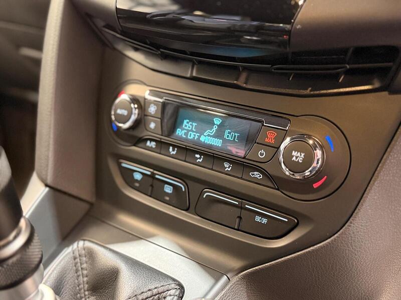 Ford Focus 2.0T EcoBoost ST-3 Euro 5 (s/s) 5dr - U390