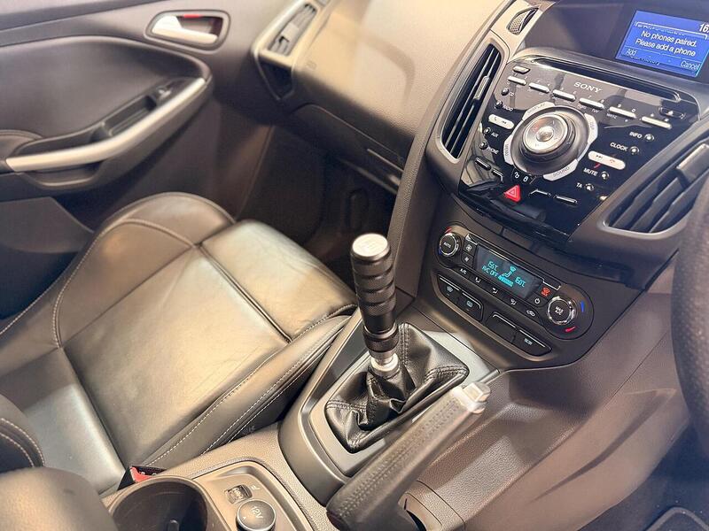 Ford Focus 2.0T EcoBoost ST-3 Euro 5 (s/s) 5dr - U390