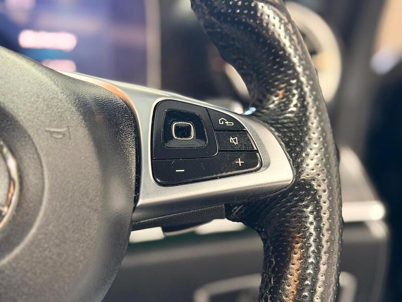 Mercedes-Benz E Class 2.0 E220d AMG Line (Premium Plus) G-Tronic+ Euro 6 (s/s) 2dr - U392