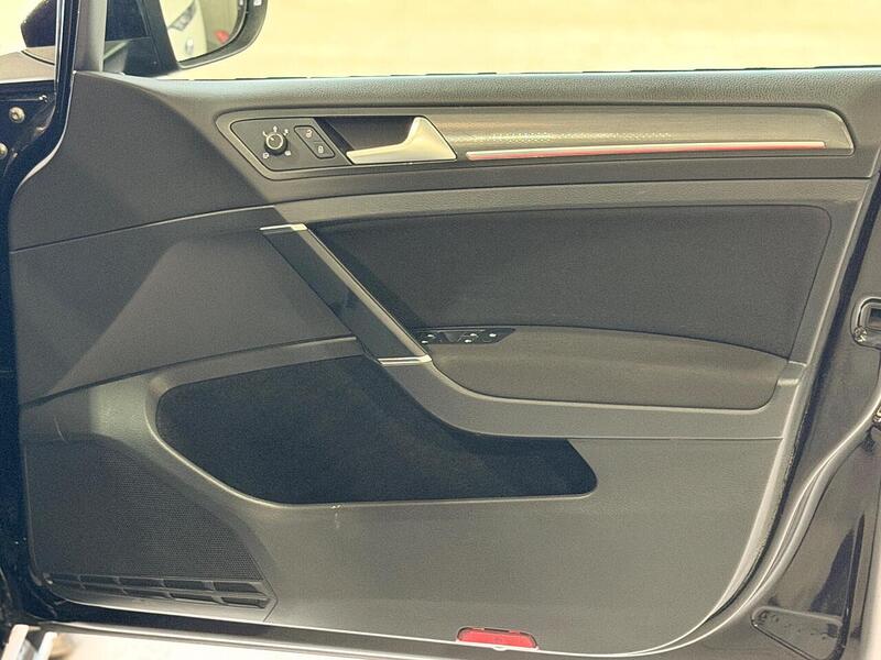 Volkswagen Golf 2.0 TSI GTI Performance DSG Euro 6 (s/s) 5dr - U394