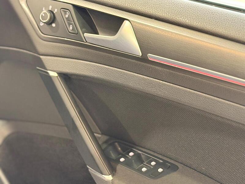 Volkswagen Golf 2.0 TSI GTI Performance DSG Euro 6 (s/s) 5dr - U394