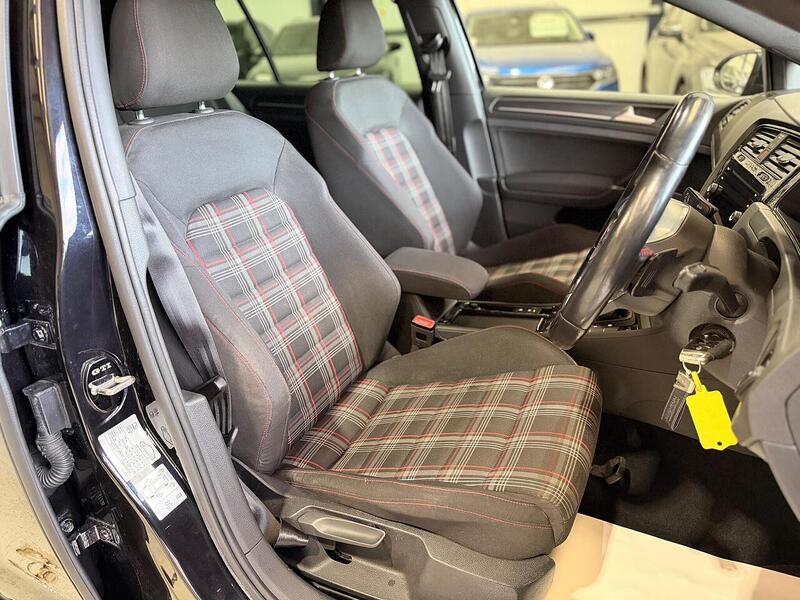 Volkswagen Golf 2.0 TSI GTI Performance DSG Euro 6 (s/s) 5dr - U394