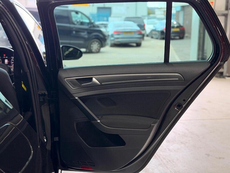 Volkswagen Golf 2.0 TSI GTI Performance DSG Euro 6 (s/s) 5dr - U394