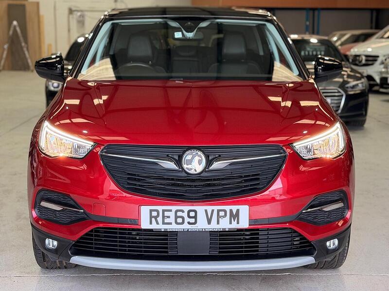 Vauxhall Grandland X 1.2 Turbo SRi Nav Auto Euro 6 (s/s) 5dr - U401