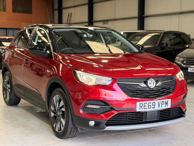 Vauxhall Grandland X 1.2 Turbo SRi Nav Auto Euro 6 (s/s) 5dr - U401