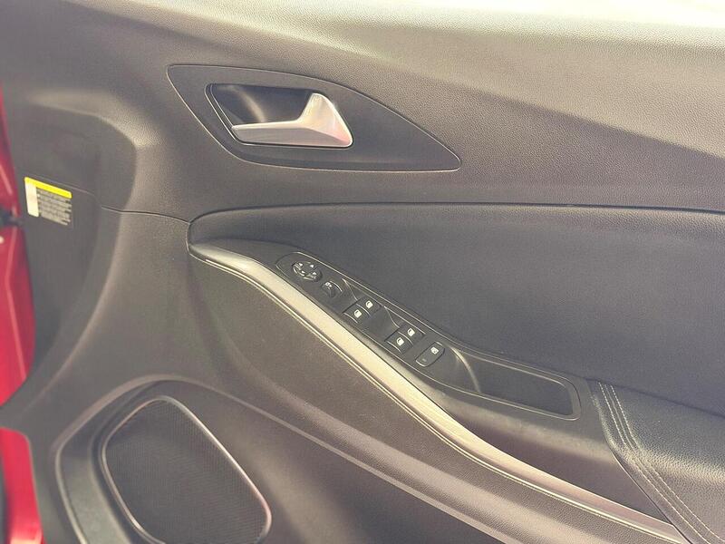 Vauxhall Grandland X 1.2 Turbo SRi Nav Auto Euro 6 (s/s) 5dr - U401