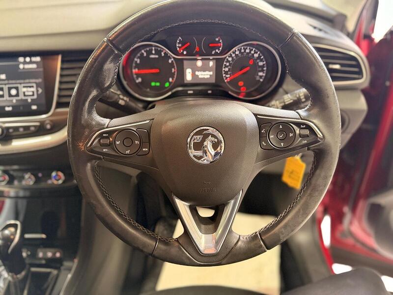 Vauxhall Grandland X 1.2 Turbo SRi Nav Auto Euro 6 (s/s) 5dr - U401