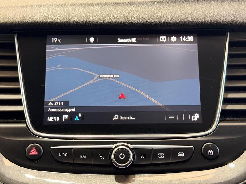 Vauxhall Grandland X 1.2 Turbo SRi Nav Auto Euro 6 (s/s) 5dr - U401