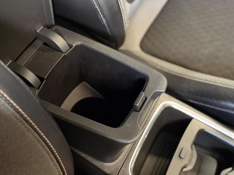 Vauxhall Grandland X 1.2 Turbo SRi Nav Auto Euro 6 (s/s) 5dr - U401