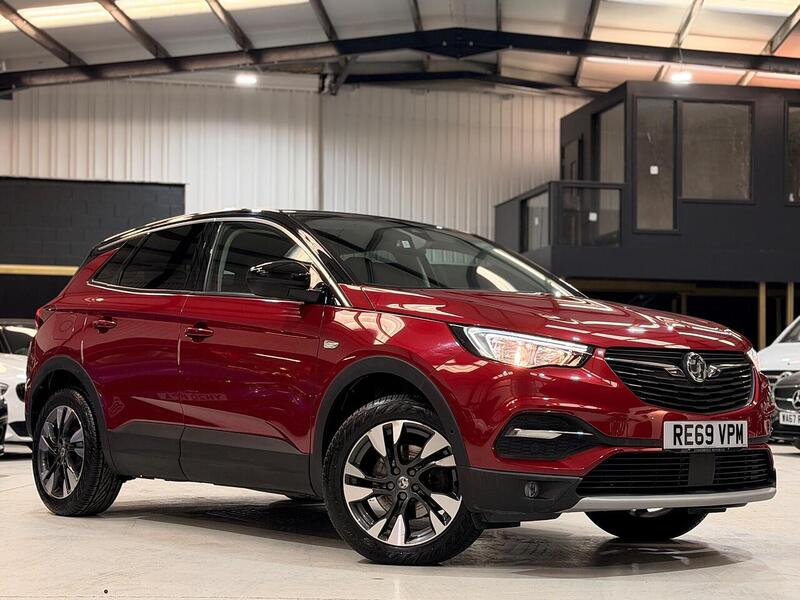 Vauxhall Grandland X 1.2 Turbo SRi Nav Auto Euro 6 (s/s) 5dr - U401