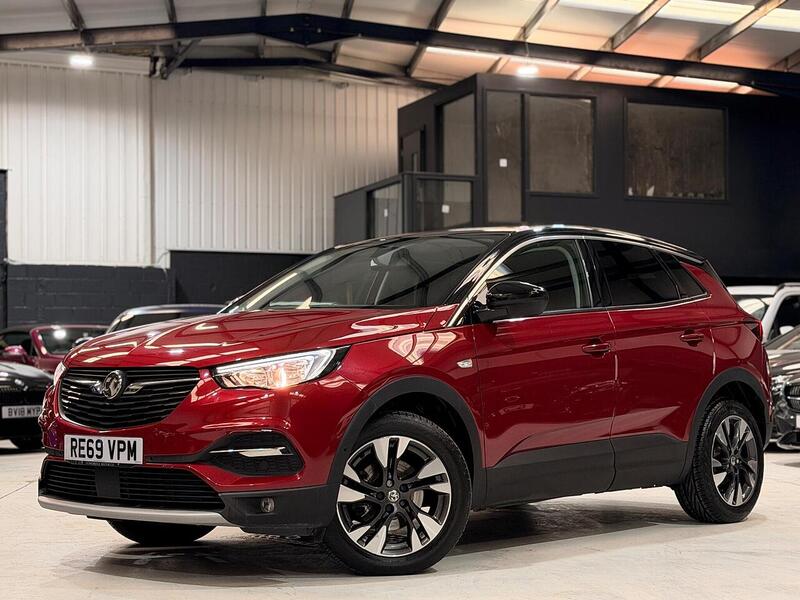 Vauxhall Grandland X 1.2 Turbo SRi Nav Auto Euro 6 (s/s) 5dr - U401
