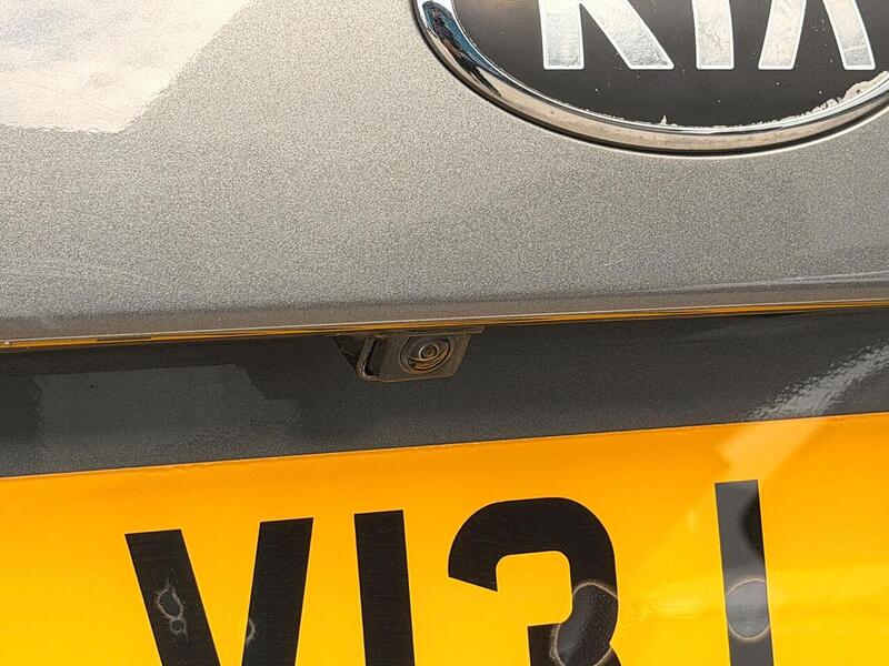 Kia Sorento 2.2 CRDi KX-2 Auto AWD Euro 5 5dr - U402