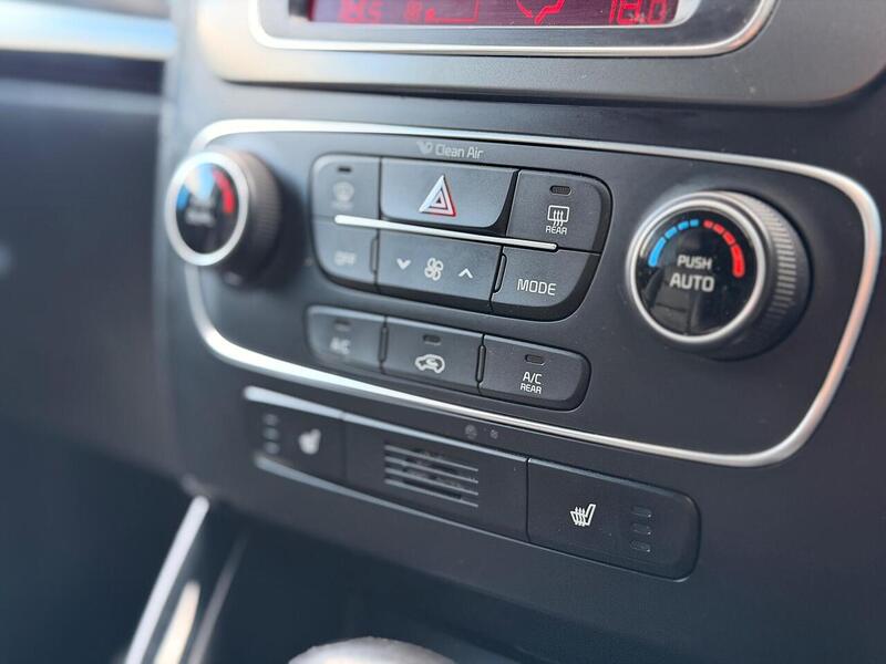 Kia Sorento 2.2 CRDi KX-2 Auto AWD Euro 5 5dr - U402