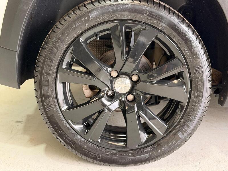 Peugeot 2008 1.2 PureTech GT Line Euro 6 (s/s) 5dr - U405