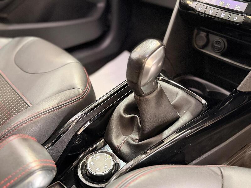 Peugeot 2008 1.2 PureTech GT Line Euro 6 (s/s) 5dr - U405