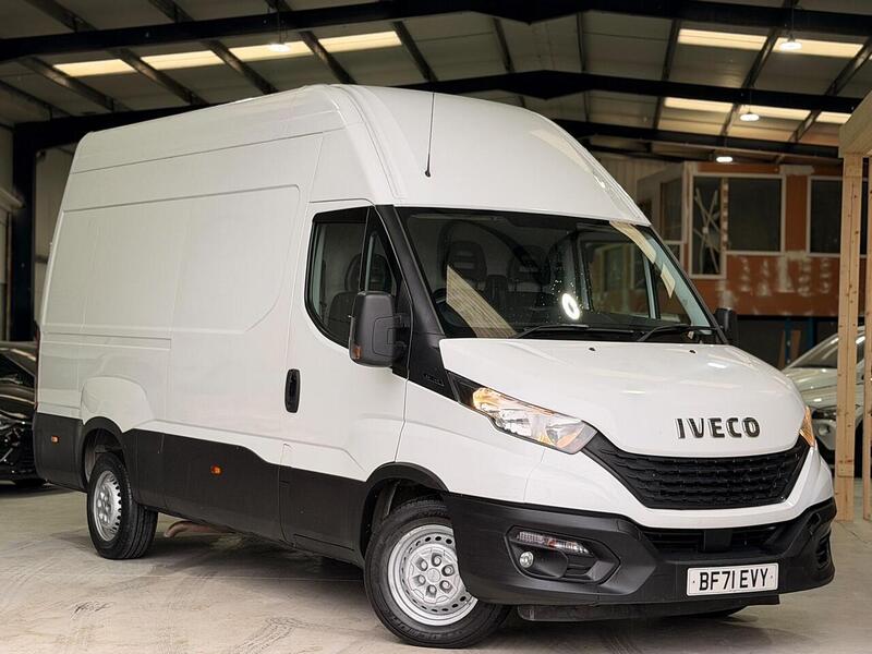 Iveco Daily 2.3D HPI 14V 35S 3520 MWB H2 Euro 6 (s/s) 5dr - U421