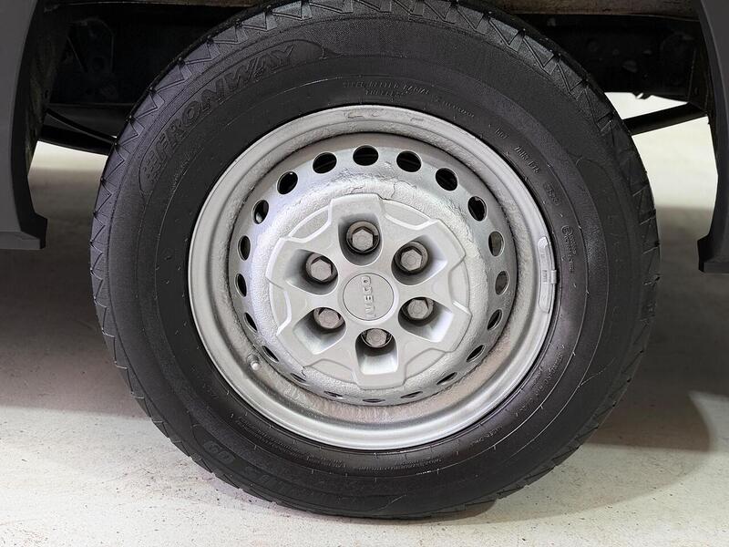 Iveco Daily 2.3D HPI 14V 35S 3520 MWB H2 Euro 6 (s/s) 5dr - U421