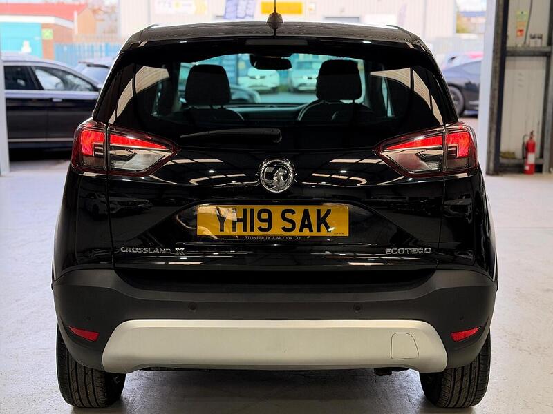 Vauxhall Crossland X 1.5 Turbo D ecoTEC Tech Line Nav Euro 6 (s/s) 5dr - U424