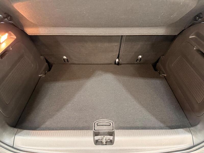 Vauxhall Crossland X 1.5 Turbo D ecoTEC Tech Line Nav Euro 6 (s/s) 5dr - U424