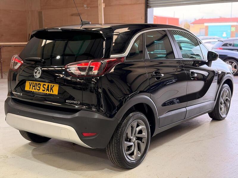Vauxhall Crossland X 1.5 Turbo D ecoTEC Tech Line Nav Euro 6 (s/s) 5dr - U424