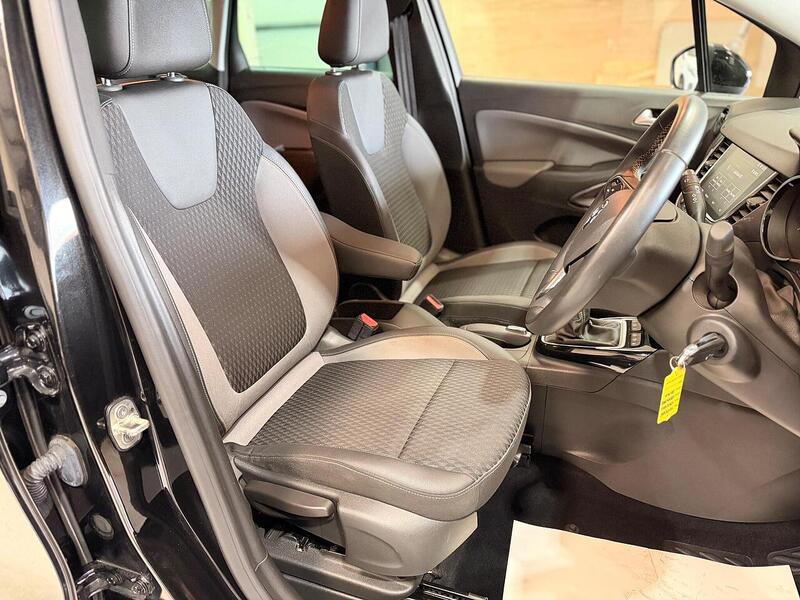 Vauxhall Crossland X 1.5 Turbo D ecoTEC Tech Line Nav Euro 6 (s/s) 5dr - U424