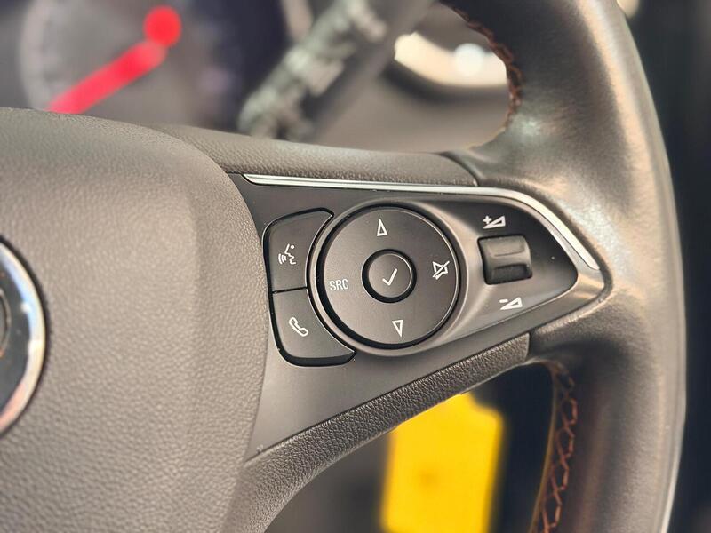 Vauxhall Crossland X 1.5 Turbo D ecoTEC Tech Line Nav Euro 6 (s/s) 5dr - U424