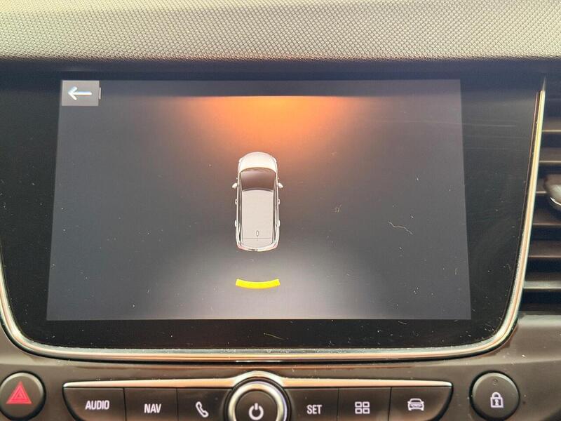 Vauxhall Crossland X 1.5 Turbo D ecoTEC Tech Line Nav Euro 6 (s/s) 5dr - U424