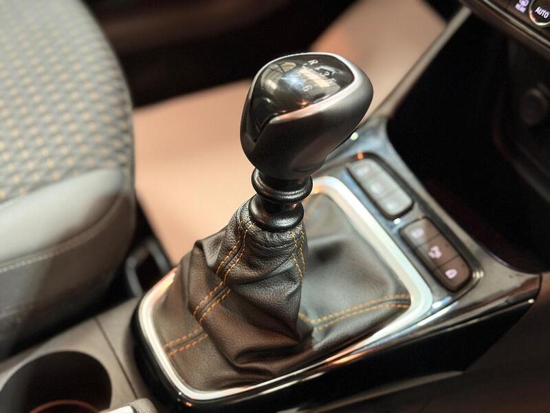 Vauxhall Crossland X 1.5 Turbo D ecoTEC Tech Line Nav Euro 6 (s/s) 5dr - U424