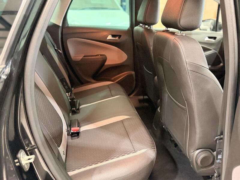 Vauxhall Crossland X 1.5 Turbo D ecoTEC Tech Line Nav Euro 6 (s/s) 5dr - U424