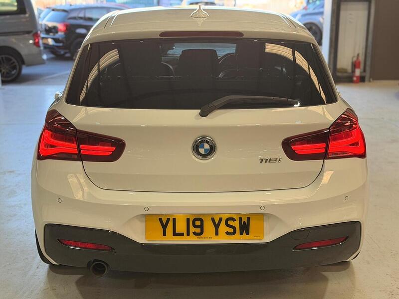 BMW 1 Series 1.5 118i GPF M Sport Shadow Edition Auto Euro 6 (s/s) 5dr - U427