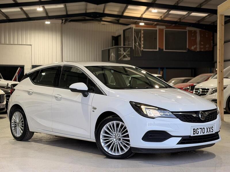 Vauxhall Astra 1.2 Turbo Elite Nav Euro 6 (s/s) 5dr - U429