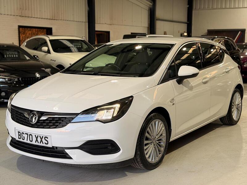 Vauxhall Astra 1.2 Turbo Elite Nav Euro 6 (s/s) 5dr - U429