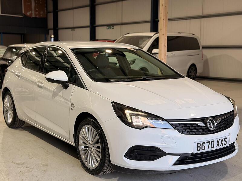 Vauxhall Astra 1.2 Turbo Elite Nav Euro 6 (s/s) 5dr - U429