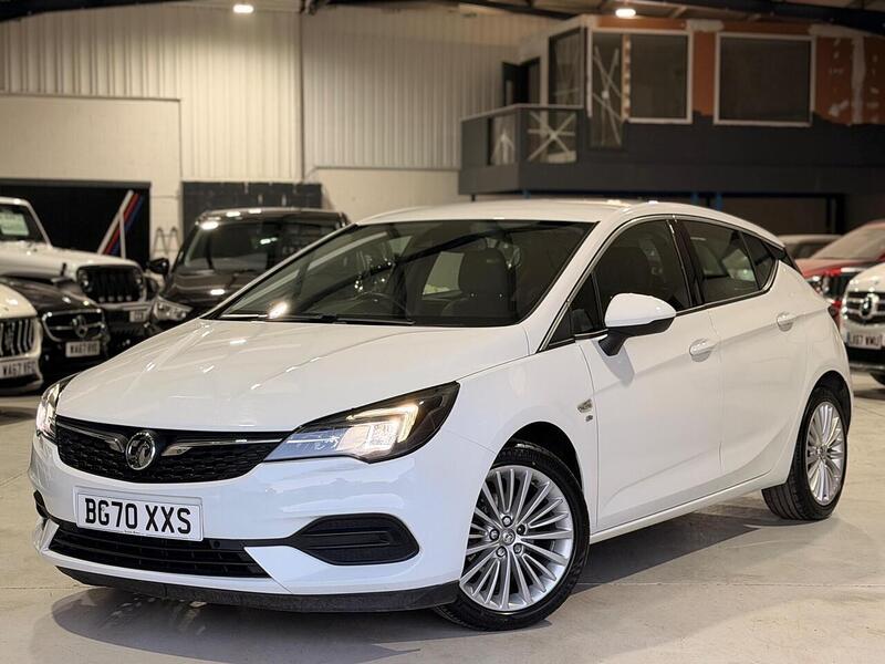 Vauxhall Astra 1.2 Turbo Elite Nav Euro 6 (s/s) 5dr - U429