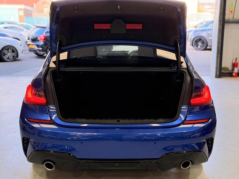 BMW 3 Series 2.0 320d MHT M Sport Auto Euro 6 (s/s) 4dr - U430