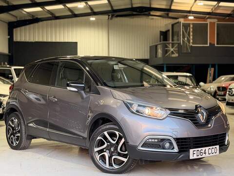 Renault Captur 2.4 D-4D Invincible 4WD Euro 6 4dr (TSS) Pickup Manual Diesel