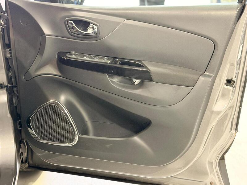 Renault Captur 1.5 dCi ENERGY Dynamique S MediaNav Euro 5 (s/s) 5dr - U431